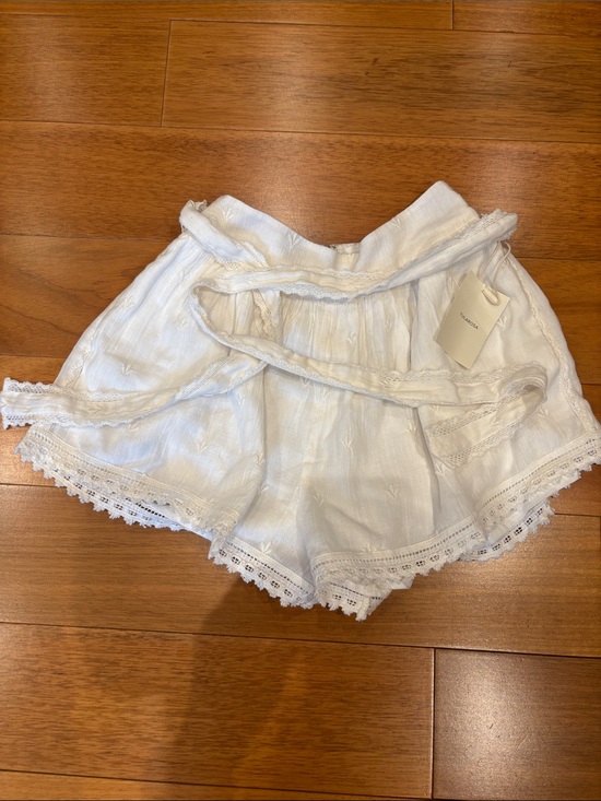 Pants - Adorable shorts with tie